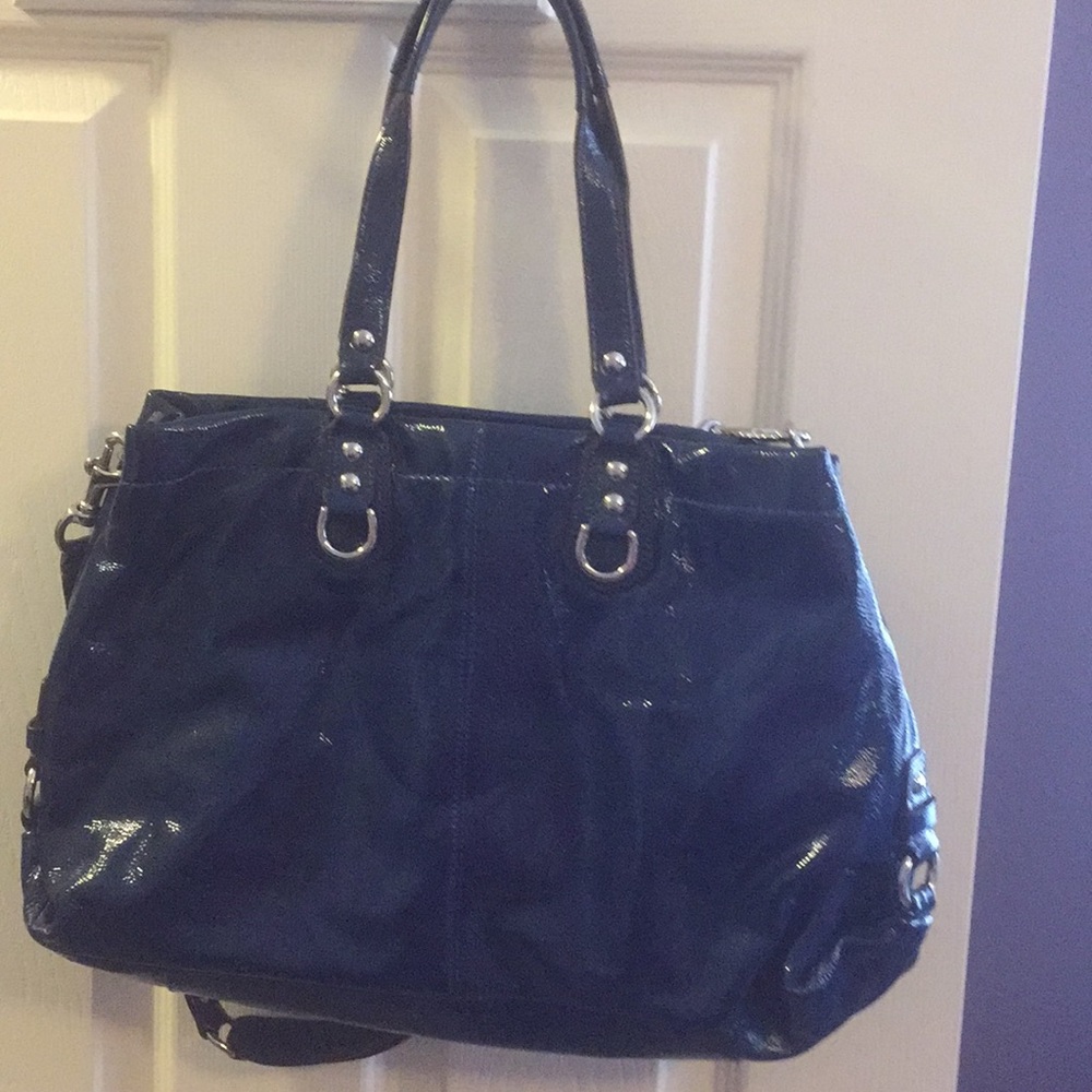 Coach Patent Leather Purse - Picture 4 of 9